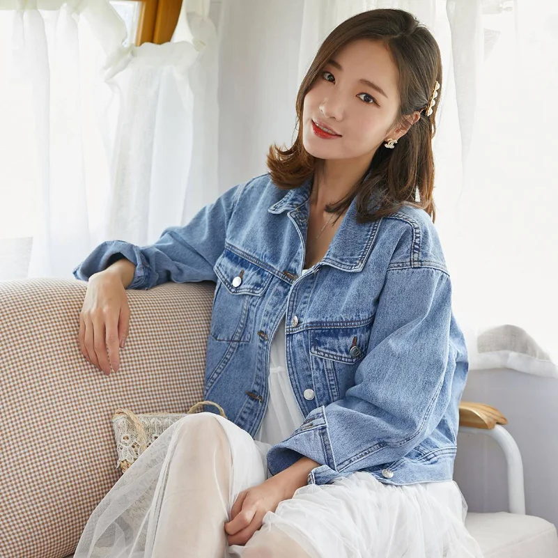 

Джинсовая куртка женская демисезонная, свободная хлопковая верхняя одежда из денима с винтажной вышивкой, шикарная Дамская верхняя одежда