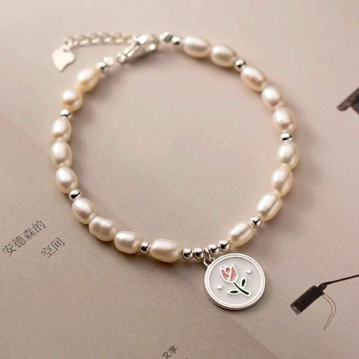 

925 Sterling Silver Tulip Pendant Oval Freshwater Pearl Beaded Bracelet for Women Premium Jewelry Engagement Wedding Party Gift