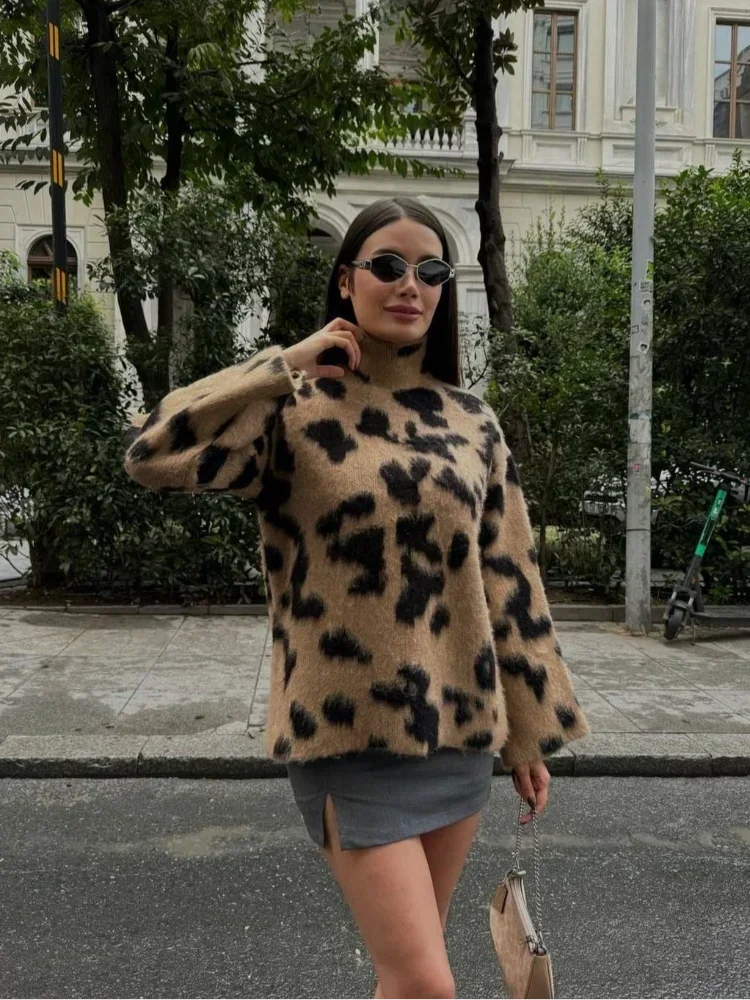 Модный кашемировый пуловер с леопардовым принтом и высоким воротом женский