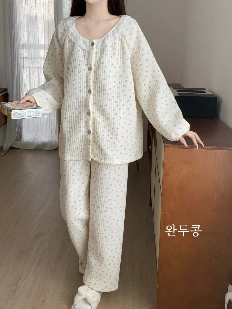 Осенне-зимние новые милые кружевные пижамы с цветочным принтом женские