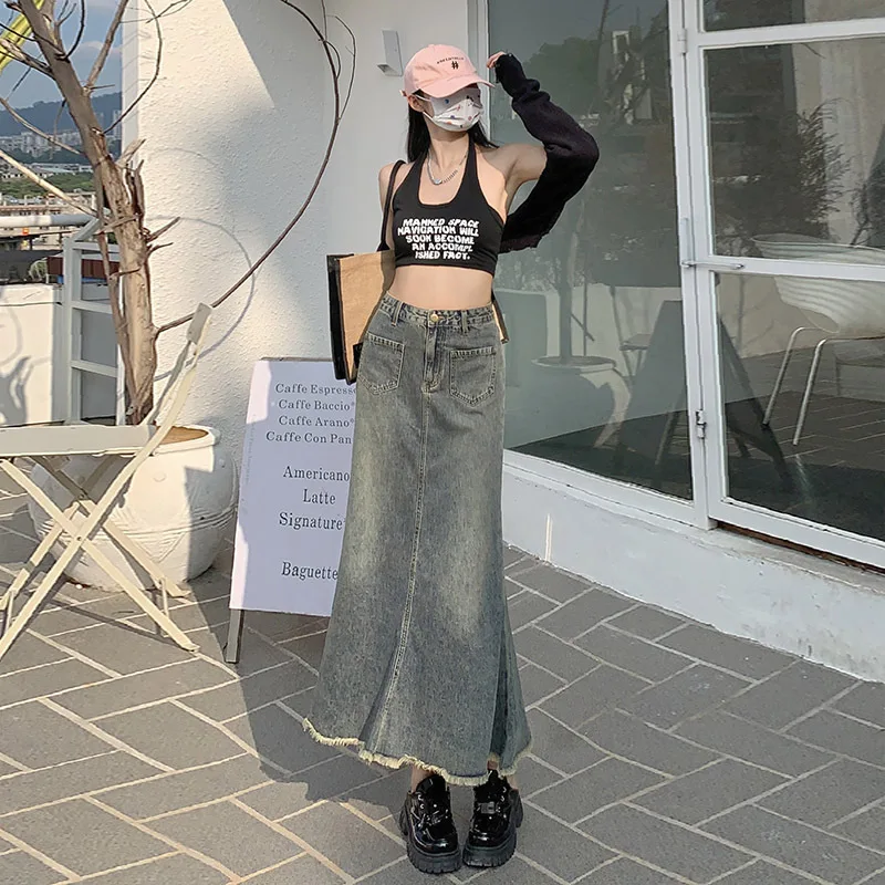 

Джинсовая юбка-годе с высокой талией и эффектом потертости