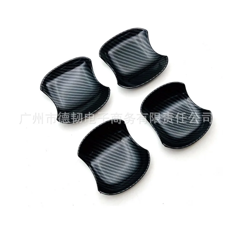 Фото Накладки на дверные ручки из карбона для Toyota Noah Voxy 90 Series 2022-2023 годов №4