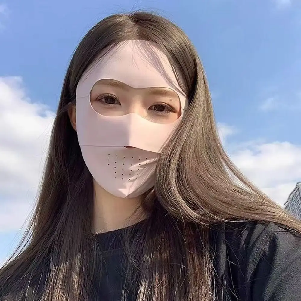 Маска из ледяного шелка с защитой от УФ-лучей