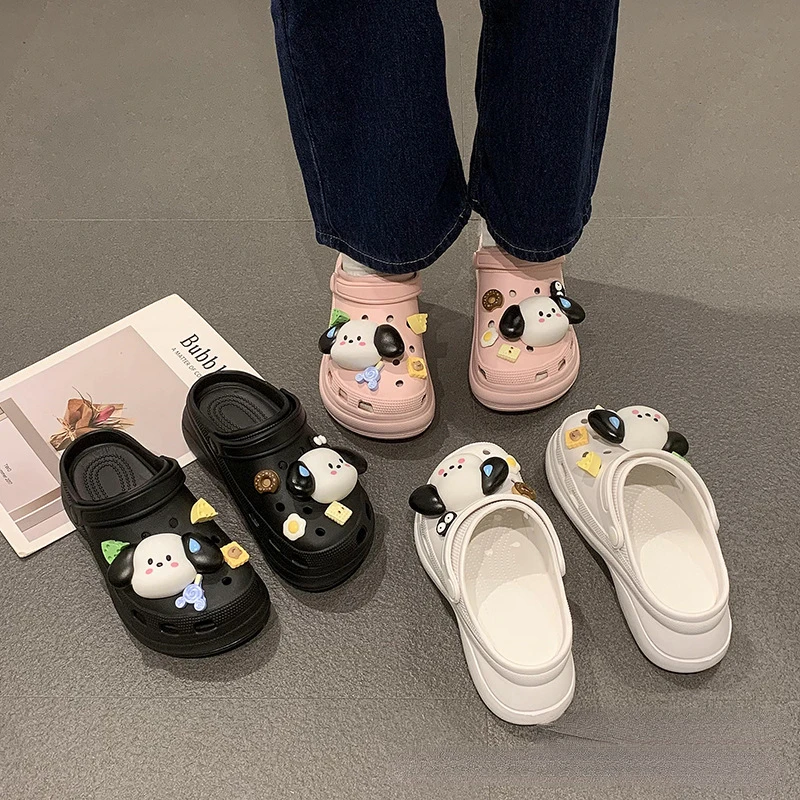 Women's shoes cartoon cute hole shoes women's summer new thick-soled muffin outerwear Baotou drag students beach shoes
