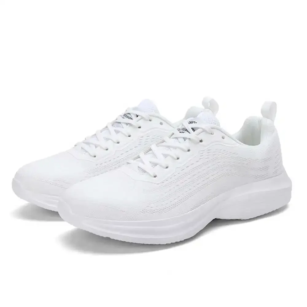 Суперлегкие мужские кроссовки увеличивают рост. Модная вулканизированная обувь