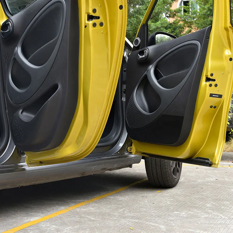 Фото 2 шт. защитных накладок на двери автомобиля против царапин для Smart 453 Fortwo Forfour, аксессуары для автомобиля, декоративная наклейка, устойчивая к пятнам. №3