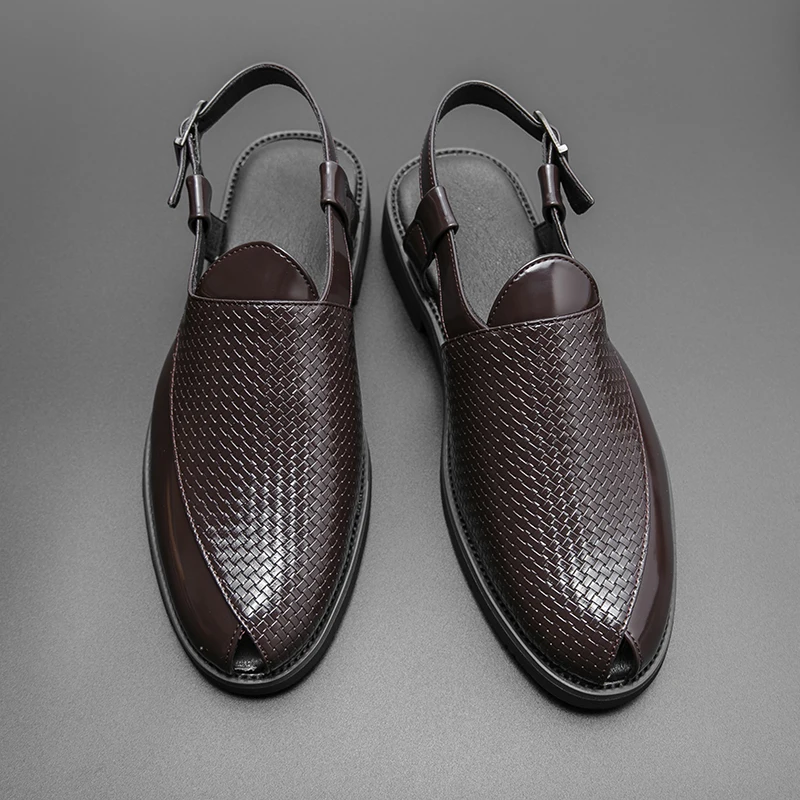 

Hot Sale Leather Sandals Mens British Summer Breathable European and American Buckle Large Size Sandals and Slippers for Men