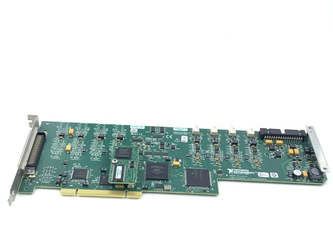 Фото Карта NI DAQ National Instruments PCI-6132, 4-канальный 14-битный аналоговый вход с одновременной записью, НОВИНКА №2