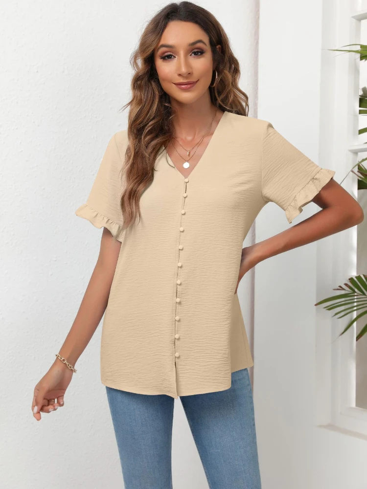 

Женский топ с рюшами, футболка с коротким рукавом и V-образным вырезом, на пуговицах, модный тренд, элегантная повседневная эстетичная одежд...
