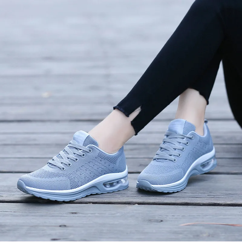 Sports shoes new style 2022 spring and summer fashion flying mesh casual shoes Korean version trend student outdoor running shoe