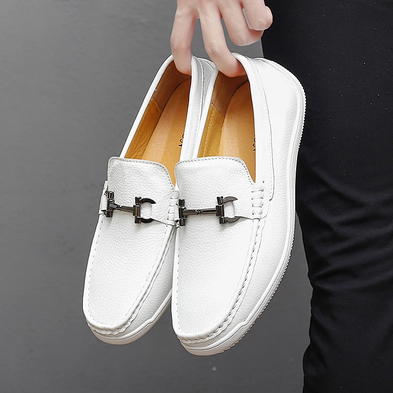 

Мокасины мужские без шнуровки, мягкие удобные повседневные кроссовки, обувь для вождения, плоская подошва, черные белые лоферы