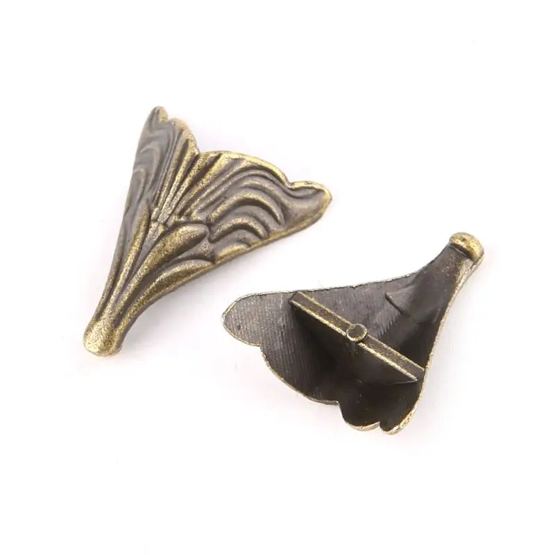 8 шт. бронзовые уголки для мебели 20 х26 мм | Строительство и ремонт