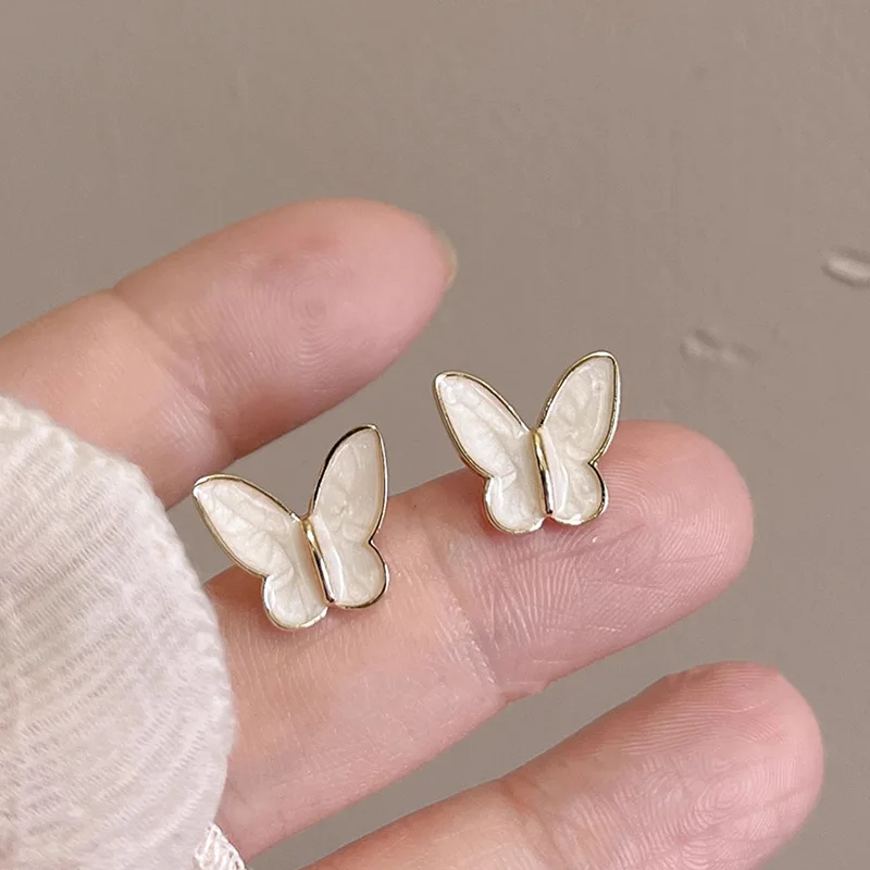 Милые маленькие серьги-гвоздики в виде бабочки для женщин белые эмалированные