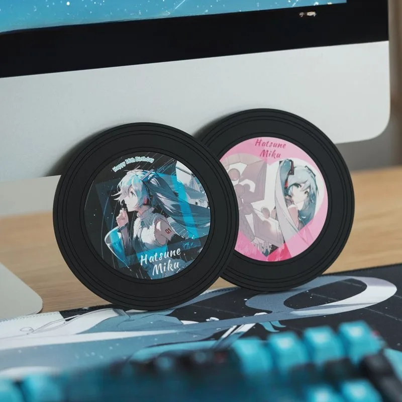 Магнит Хацунэ Мику Bandai