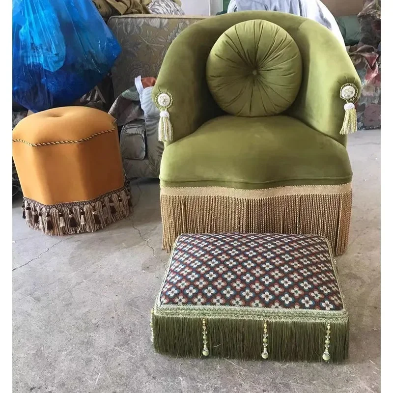 Одноместный бархатный стул желтого цвета французское ретро кресло с бахромой