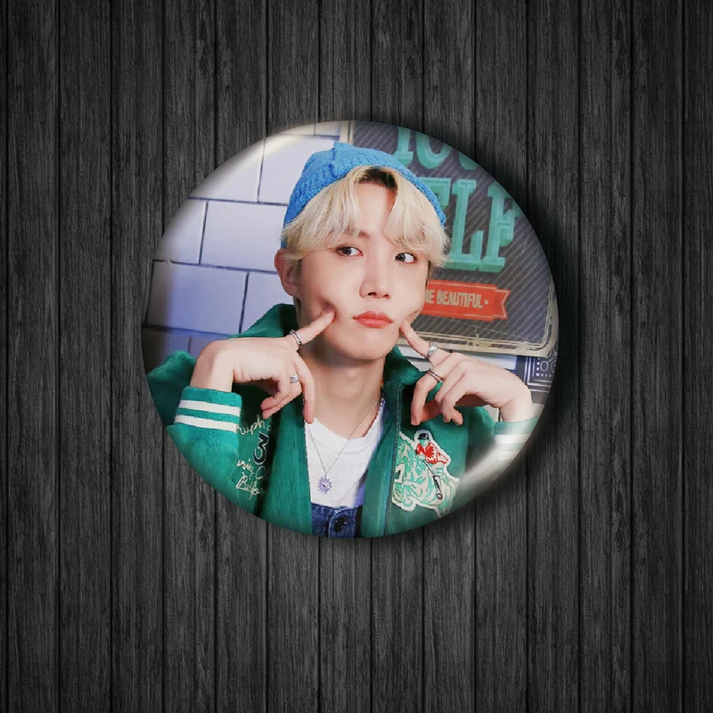 Kpop Bangtan Boys J-HOPE Металлические Значки Новый Дизайн Брошь Аксессуары Шляпа Одежда Рюкзак Украшение Коллекция Фанатов.