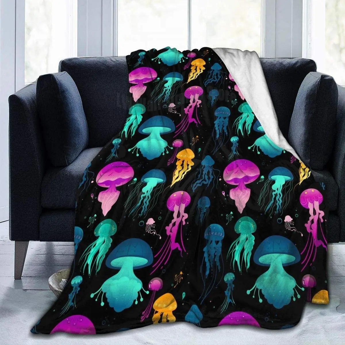 

Glowing Color Jellyfish Sofa Blanket Super Soft Plush Unisex Autumn Winter Warm Flannel Blankets