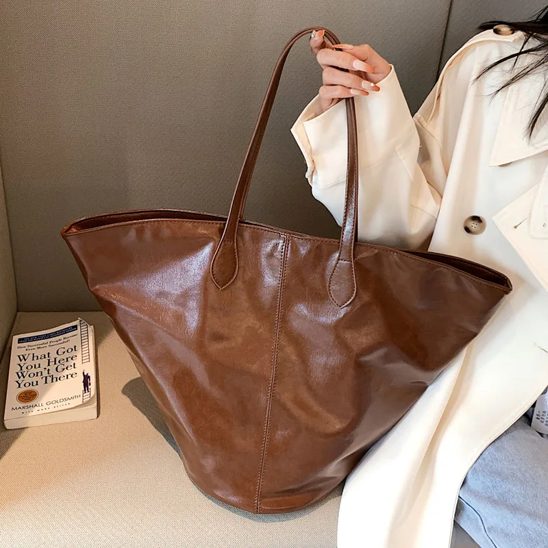 

Большая модель 2022, зимняя модная дизайнерская кожаная сумка через плечо, вместительные сумки и кошельки