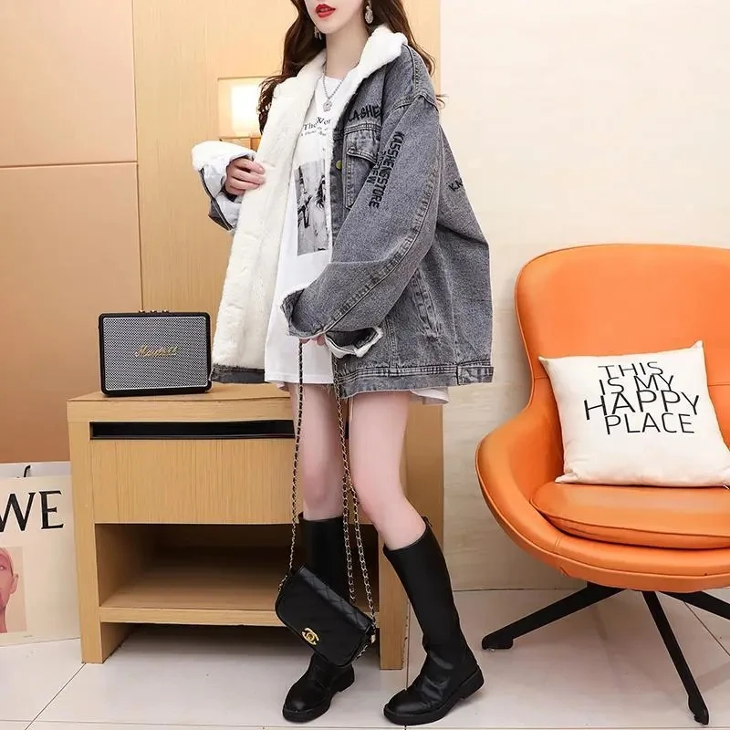 Утепленная джинсовая куртка Velvev женская верхняя одежда новинка сезона