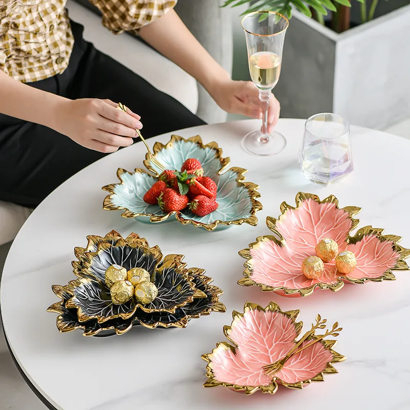 

European Luxury Ceramic Leaf Plate Snack Dessert Cake Candy Nut Dish Fruit Salad Plate Porcelain Jewelry Home Decor Tray