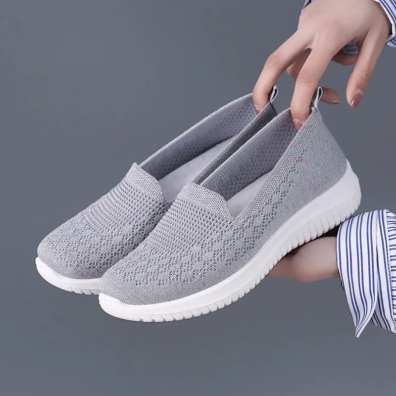 Women Summer Loafers Breathable Mesh Female Casual Shoes Lightweight Ladies Running Shoes Soft Sole Comfortable Mom Sneakers