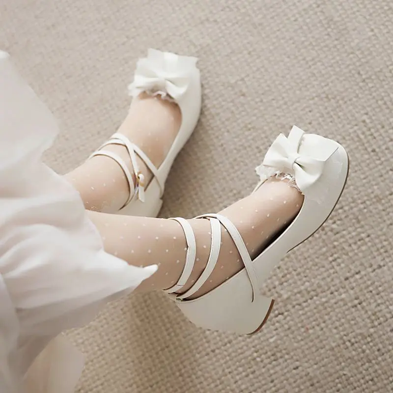 Женские туфли-лодочки с круглым носком на платформе 5 см