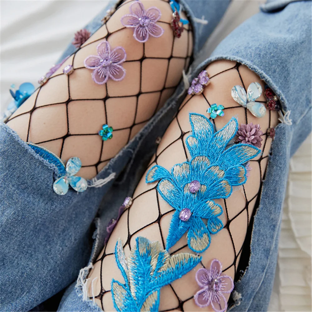 2022 Sexy Lady Transparent Fishnet Tights Flower Silk Stockings Mesh Pantyhose Lady Embroidery Flowers Tights Woman Socks