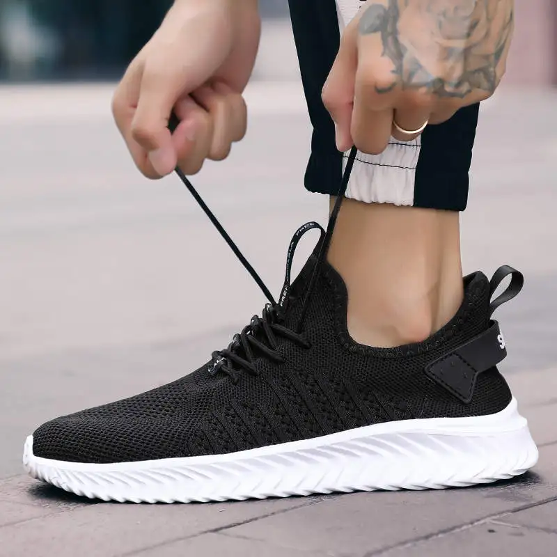 

Lightweight Sport Shoes Male Lace Up Slip Resistant Sneakers Man Large Size Low Top Running Shoes Air Mesh Men Sports Shoes 8N