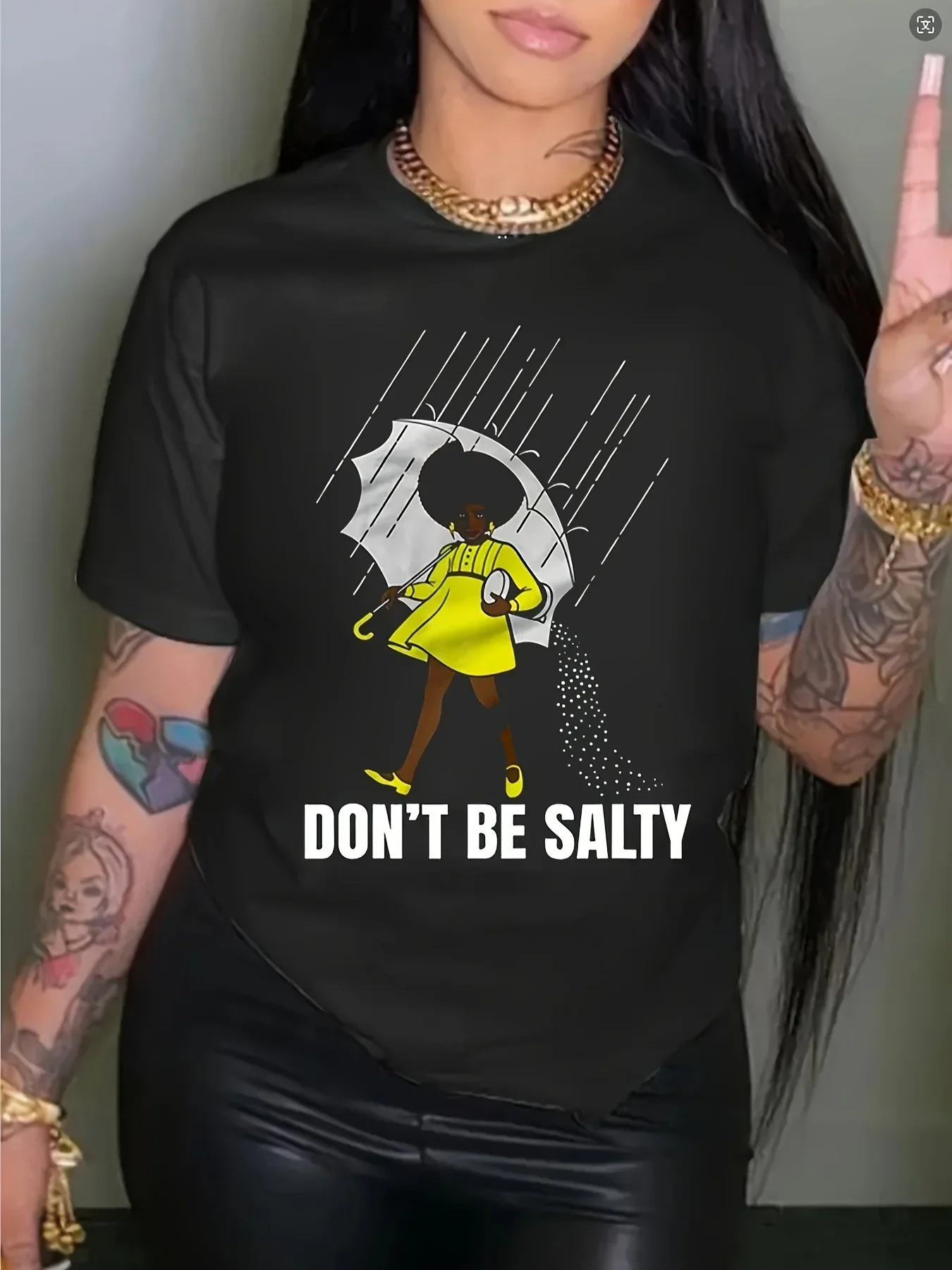 Женская футболка с мультяшными надписями черная Свободная Повседневная