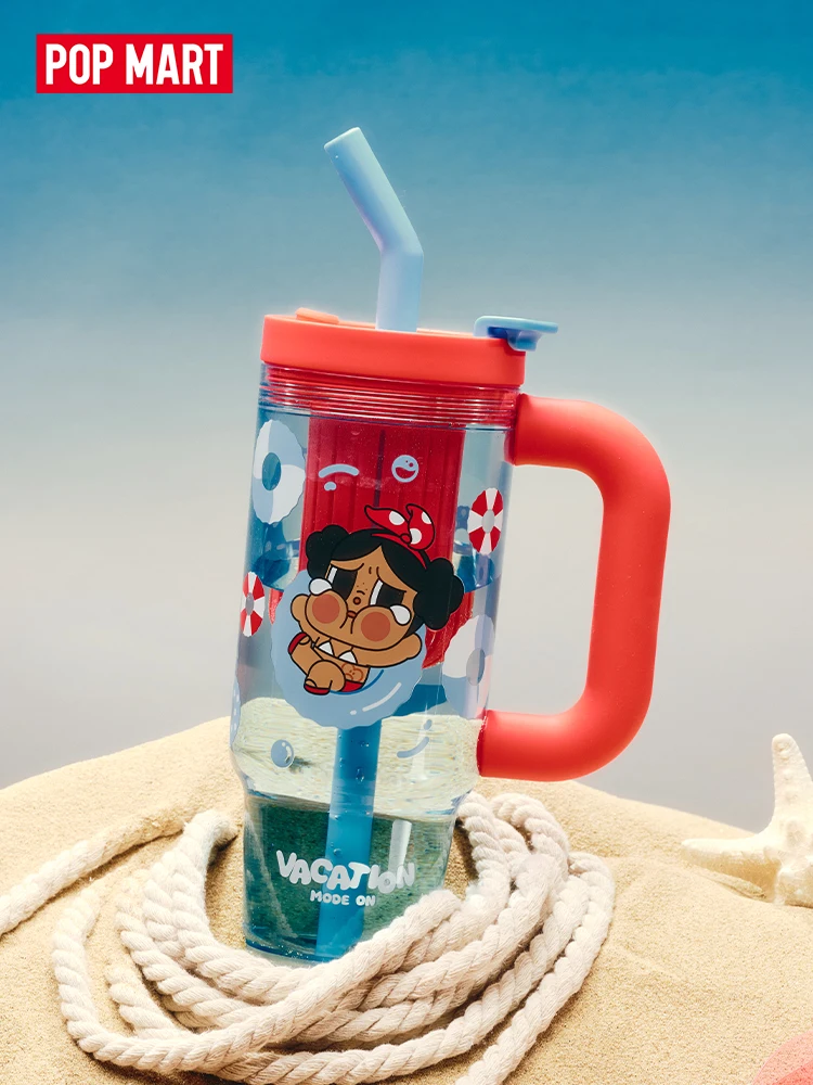 

POP MART CRYBABY Режим Отпуск Стакан с трубочкой
