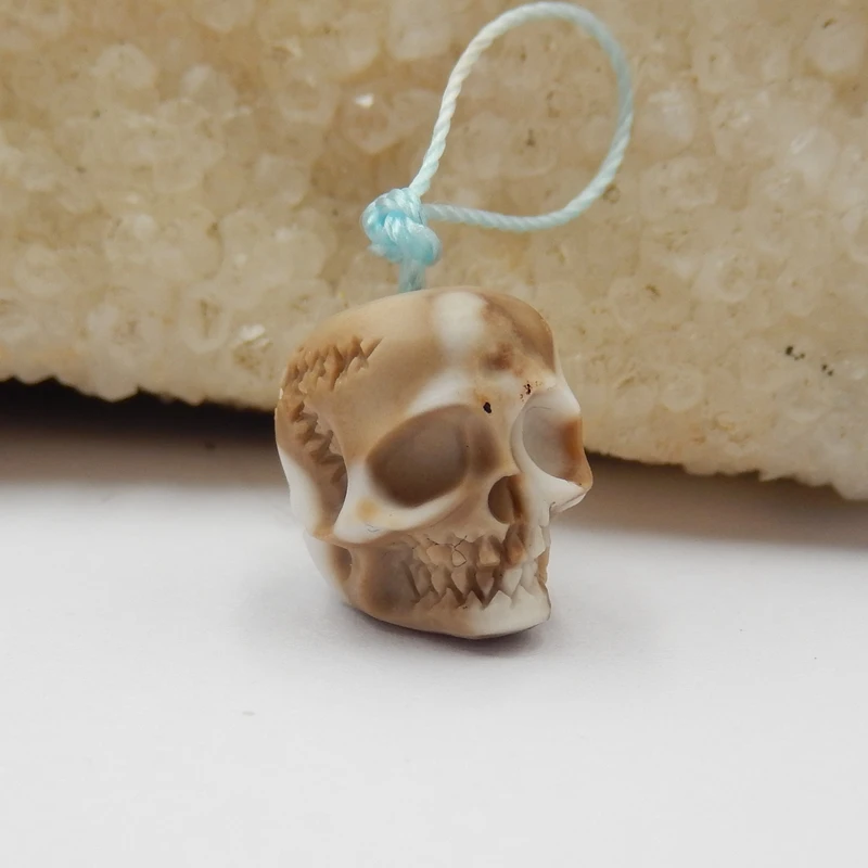 

Carved Natural stone Tibetan Two Eye Dzi Bead Agate Skull pendant Earrings Beads12x13x4mm2.2g