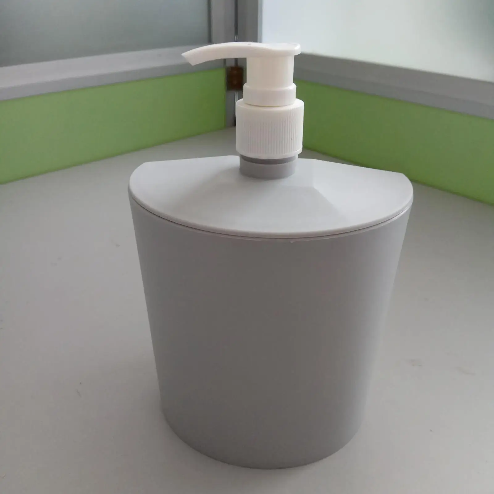 

Kitchen Soap Dispenser with Sponge Holder 500ml Liquid Pump Bottle for Hotel