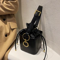 ladiaes high sense design box bag 2022 new fashionable retro handbags pu leather solid color drawstring bucket bag for women