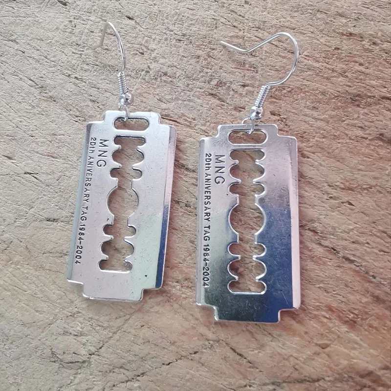 

Fashion Blade Dangle Earrings for Women Vintage Goth Jewelry Accessories Hoop Punk Gothic Vtangiro Steampunk Party Wedding 2022