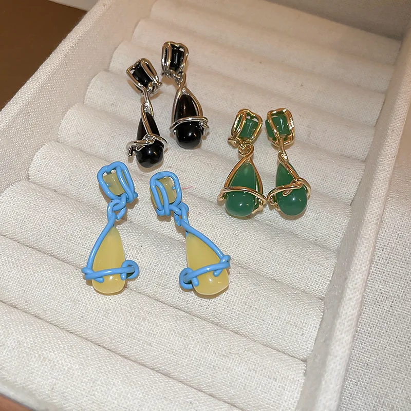 

Minar Fantasy Multicolor Acrylic Water Drop Earring for Women Female Twisted Cube Geometric Long Drop Earrings Statement Jewelry