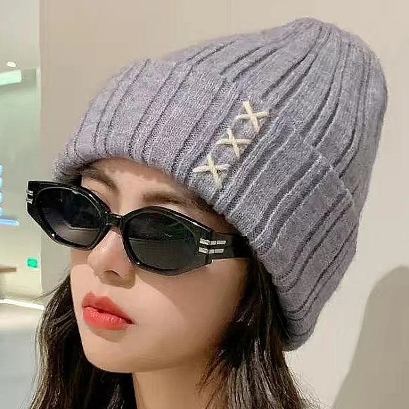 

2022 Autumn Winter Korean Knitted Beanies Women's Street Girl Hip-hop Bucket Hats Solid Color Wool Knitted Warm Versatile Beanie