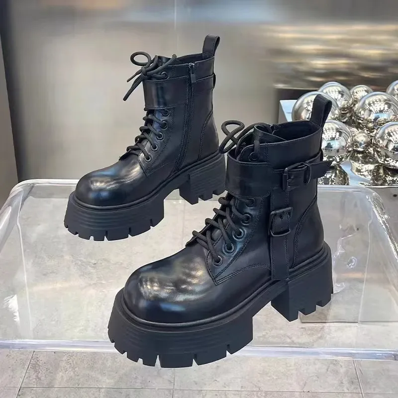 

2023 autumn new thick-soled height-raising women's fashion ankle boots,Comfortable all-in-one anti-slip and wear resistance