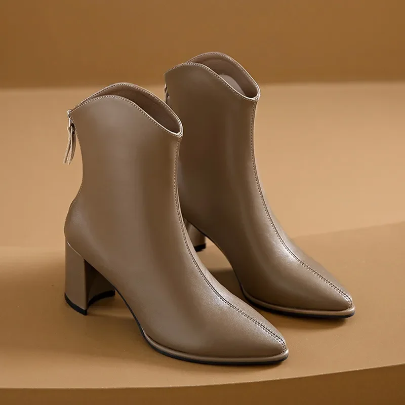 

Женские ботильоны челси на высоком каблуке, повседневные ботинки с острым носком, в готическом стиле, зимний сезон 2023