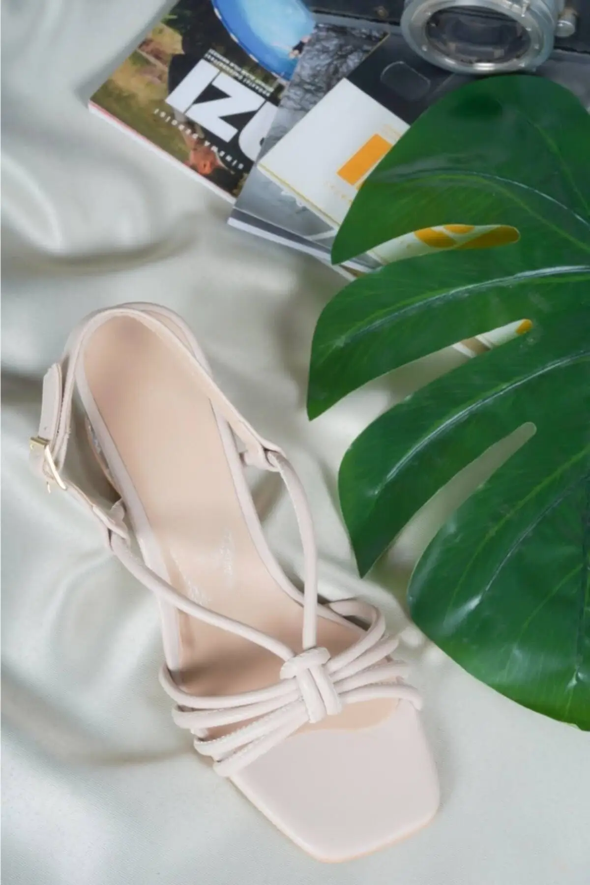 

Women's Sandals Ten Thick 2022 New Summer Comfort Breathable Casual Quality Ladies Fashion Light Sandals Beach Shoes