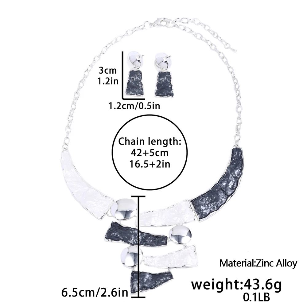 Комплект из колье и серёг с подвеской