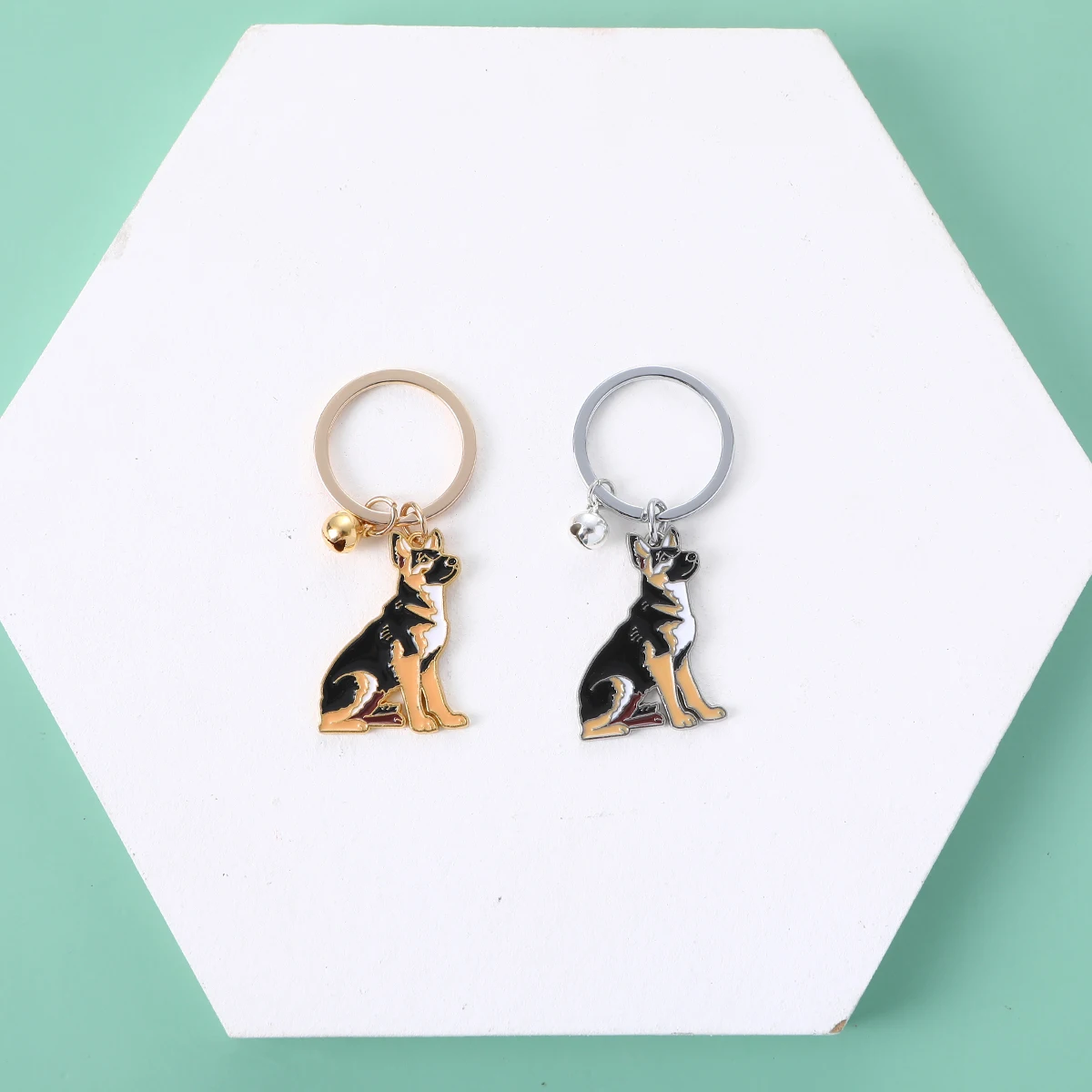 

Fashion Wolf Dog Pendant Key Key One Side Picture Gift Dog Tag Jewelry Keychain