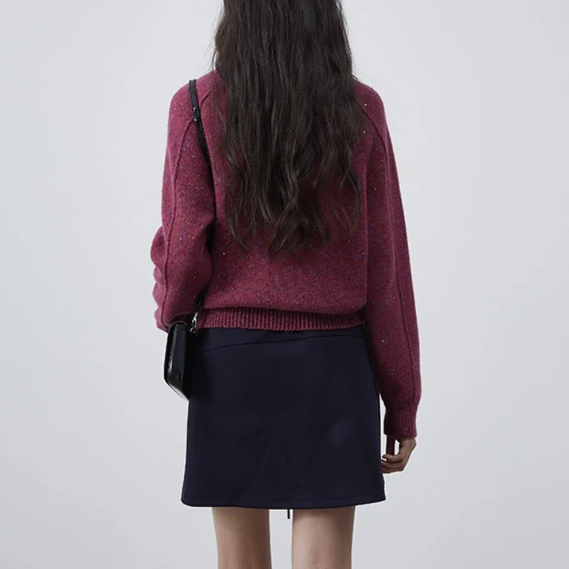 Женский трикотажный пуловер с круглым вырезом и длинным рукавом