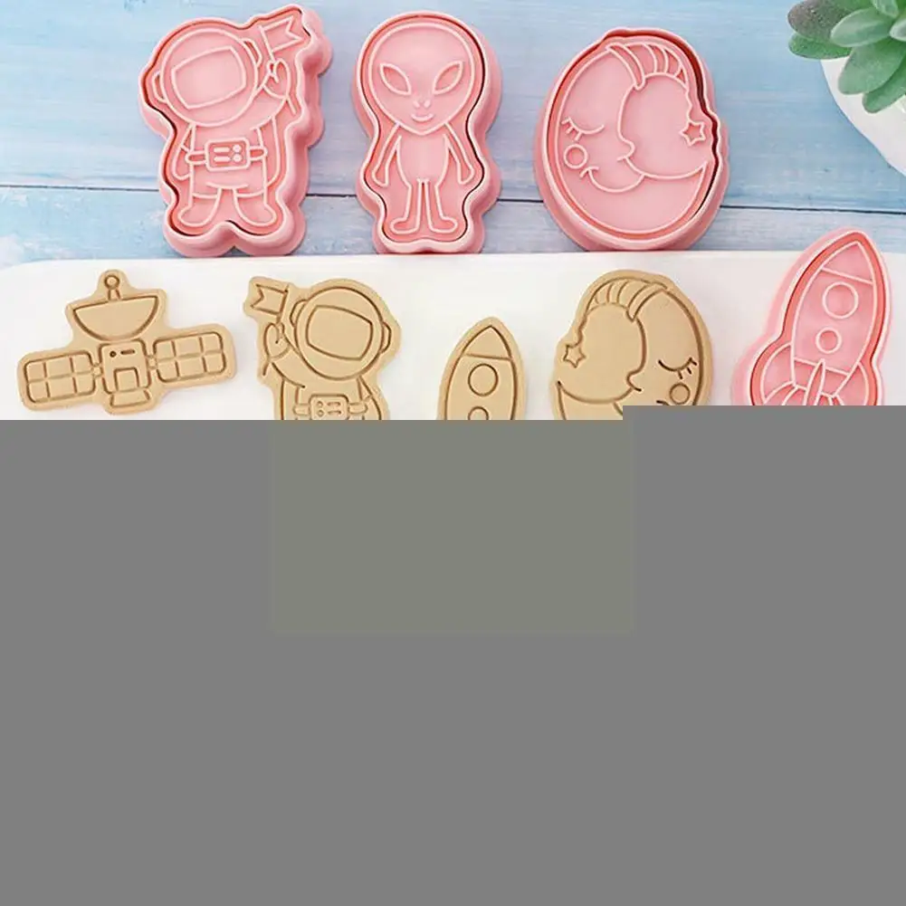 

Space Astronaut Cookie Mold Cartoon Alien Ufo Flying Cookie Mold Three-dimensional Saucer 3d Baking Fondant Cutting I5u0