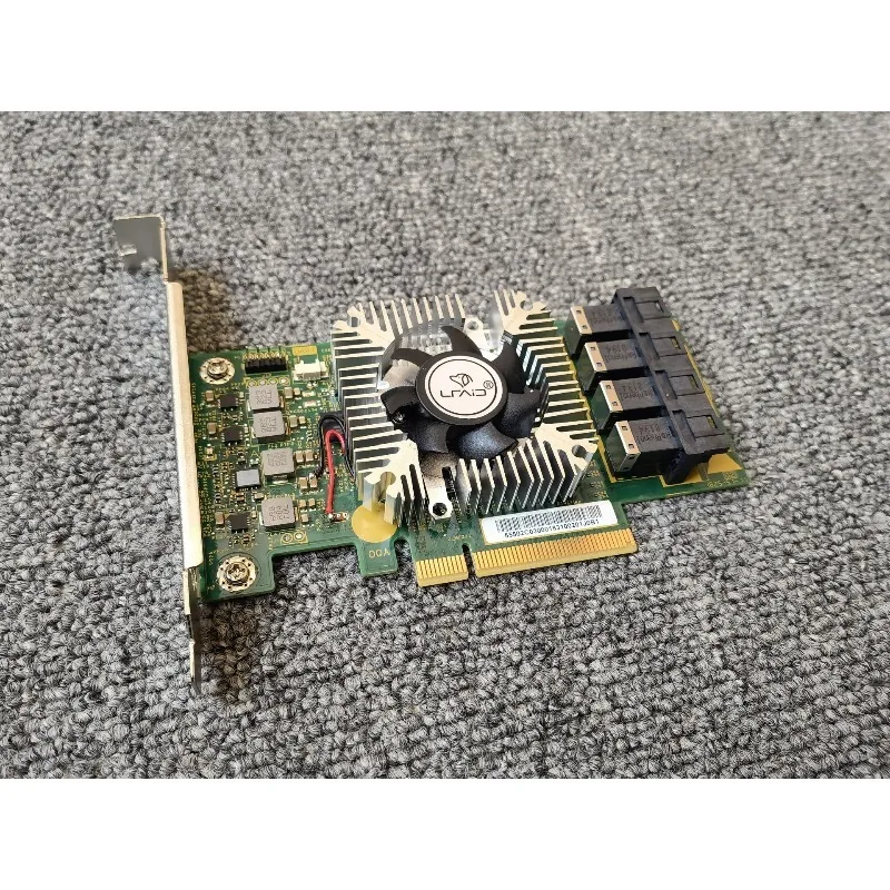 Фото Карта HBA Lsi 9305‑16i SAS3216 PCI‑E3.0 x8 12 Гбит/с, 16 портов, IT-режим, 4×SFF‑8643 для NAS TrueNAS Unraid, с модифицированным вентиляторным охлаждением №4