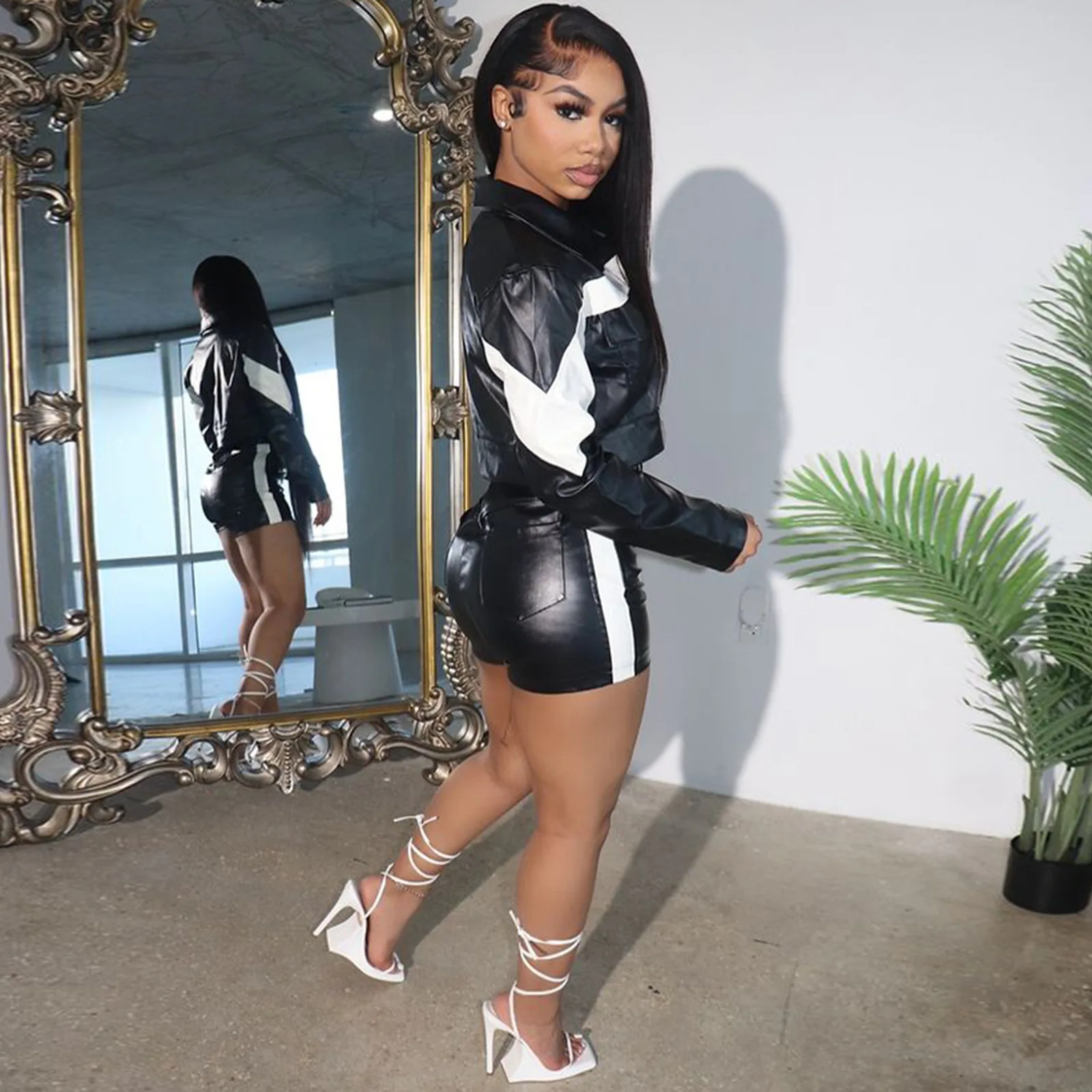 Женский комплект Prowowo из экокожи