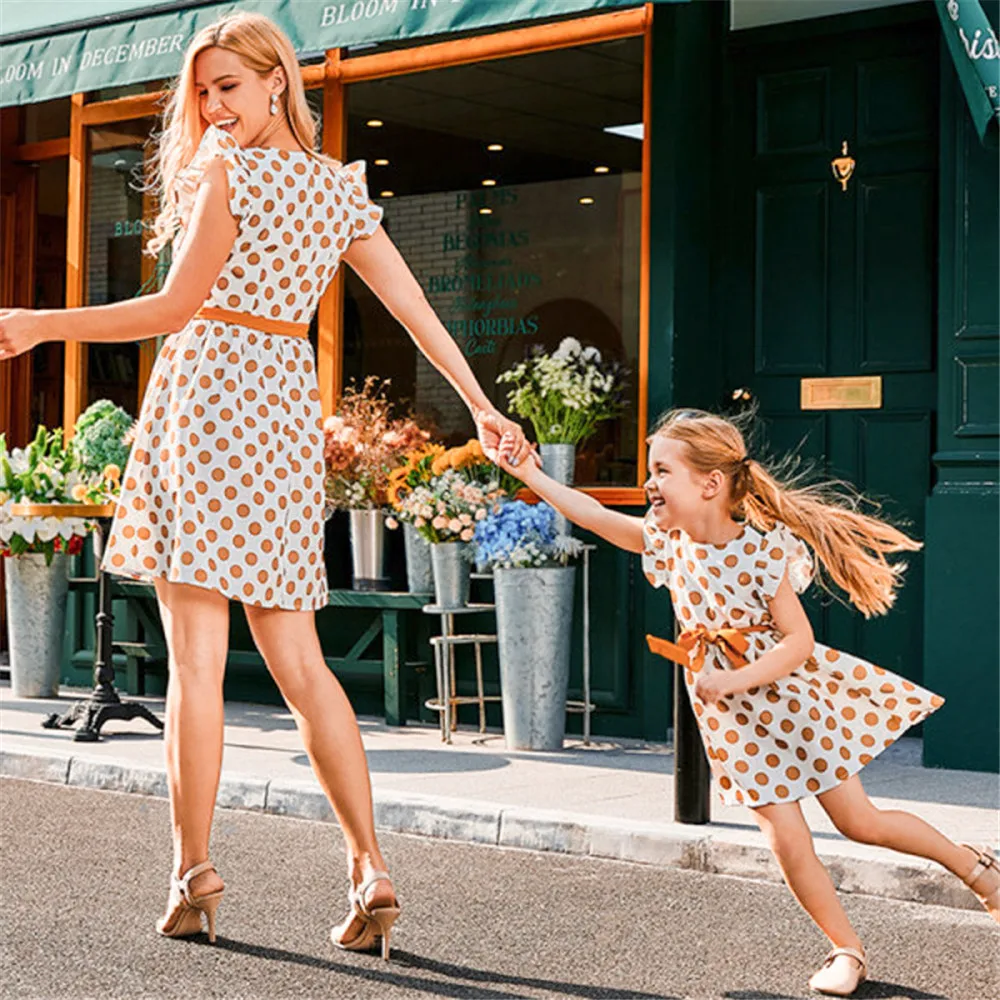 Новинка 2022 модная одежда для мамы и я богемное платье в горошек семейные