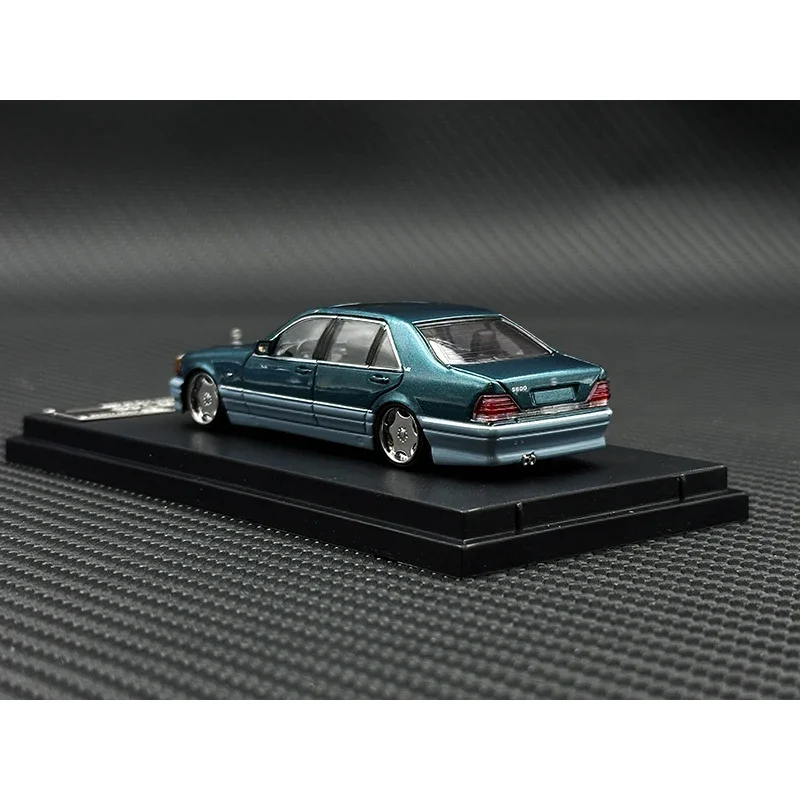 1:64 SW S600 W140 двухцветная литая диорама модель автомобиля коллекция игрушечное