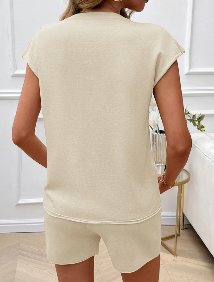 Женский комплект из двух предметов для отдыха и дома короткий свитер цвета