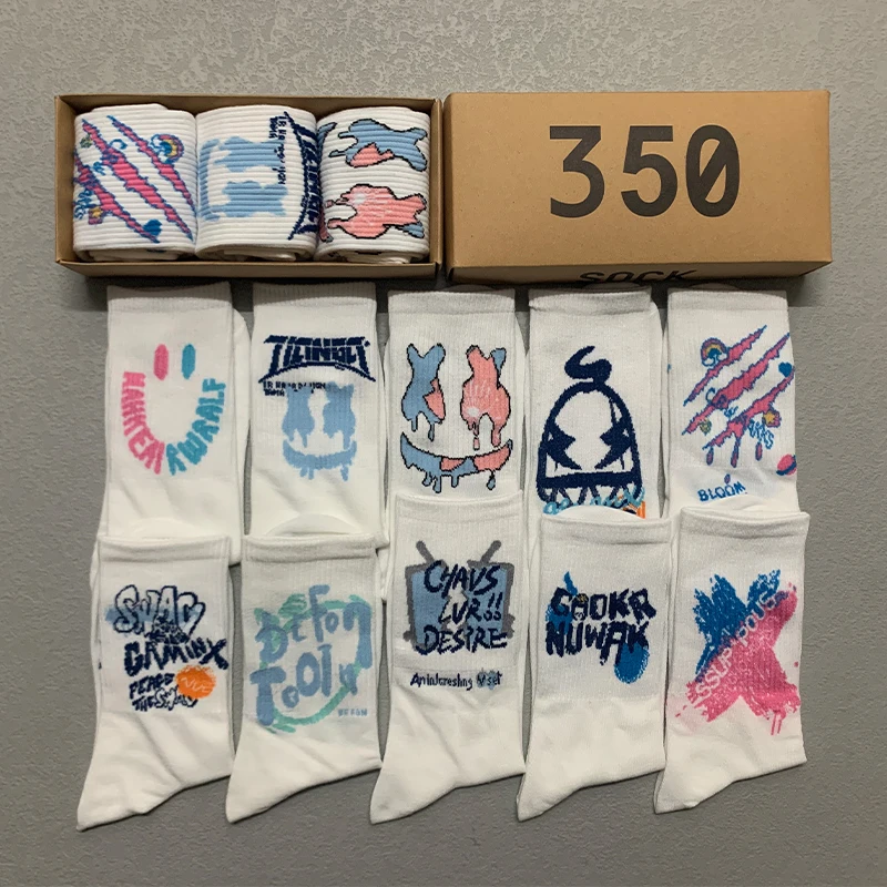 3 Pairs/Box Hip Hop Devil Letter X Stockings Cotton Harajuku White Graffiti Streetwear Funny Summer Thin Gifts Men Women Socks