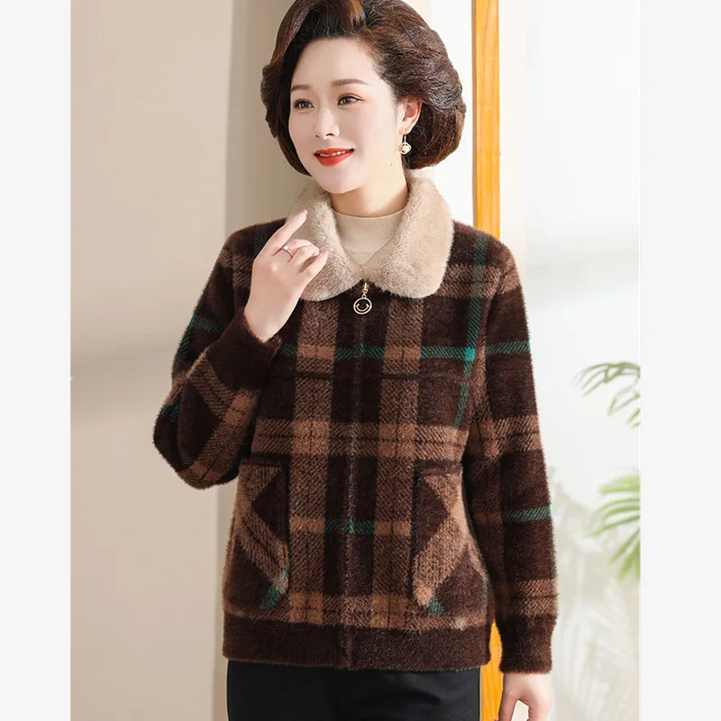 Утолщенная куртка на молнии из искусственного норкового бархата для мамы